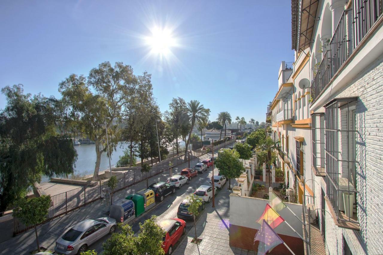 Betis Deluxe Riverside Sevilla Eksteriør bilde